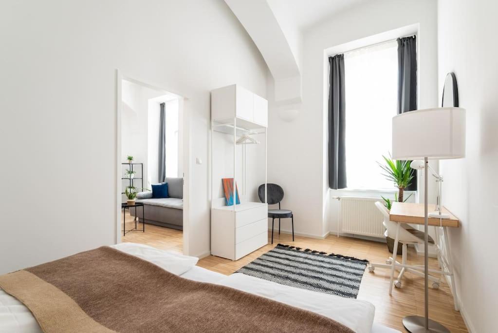 Spacious 2Br Near Attractions By Hm Bécs Kültér fotó