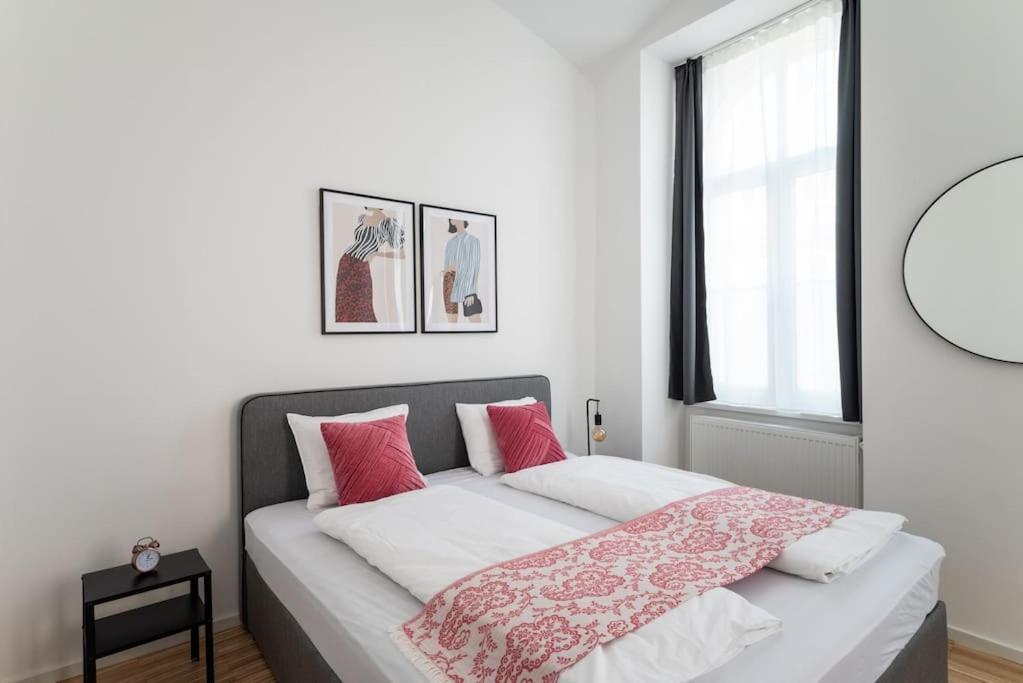 Spacious 2Br Near Attractions By Hm Bécs Kültér fotó